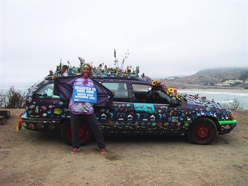 Illustration for article titled Groovalicious Purple Princess Of Peace Art Car Falls On Hard Times, Faces Crusher